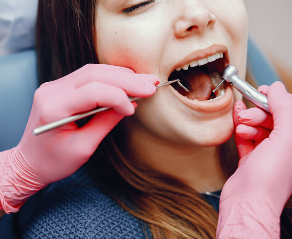 آیا پر کردن دندان درد دارد؟